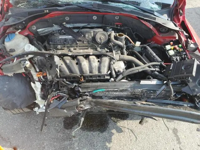 2012 VOLKSWAGEN JETTA SE  