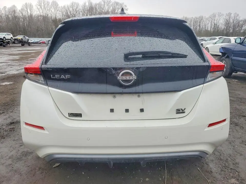 2023 NISSAN LEAF SV PLUS  