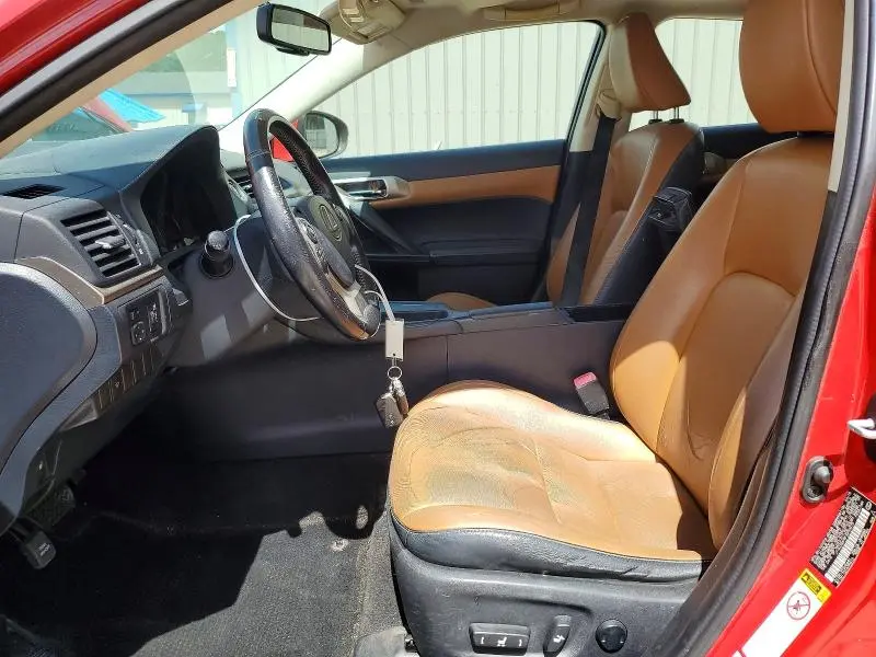 2015 LEXUS CT 200  