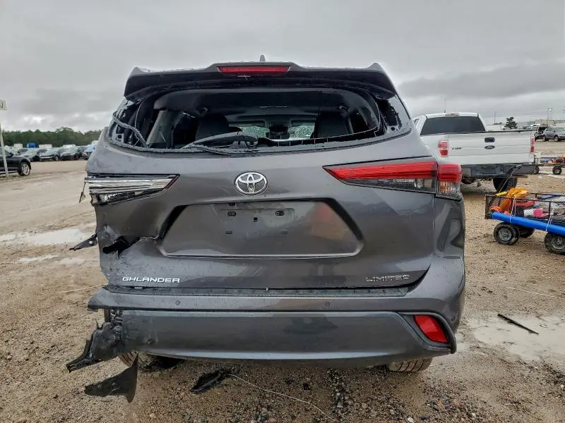 2022 TOYOTA HIGHLANDER LIMITED  