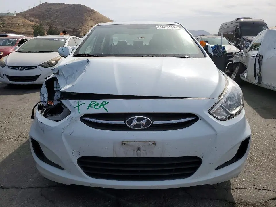 2015 HYUNDAI ACCENT GLS  
