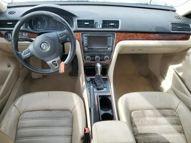 2012 VOLKSWAGEN PASSAT SEL  