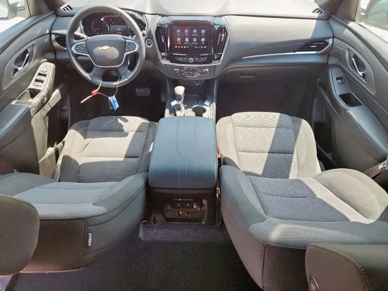 2023 CHEVROLET TRAVERSE LT  