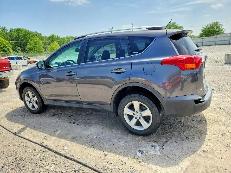 2014 TOYOTA RAV4 XLE  