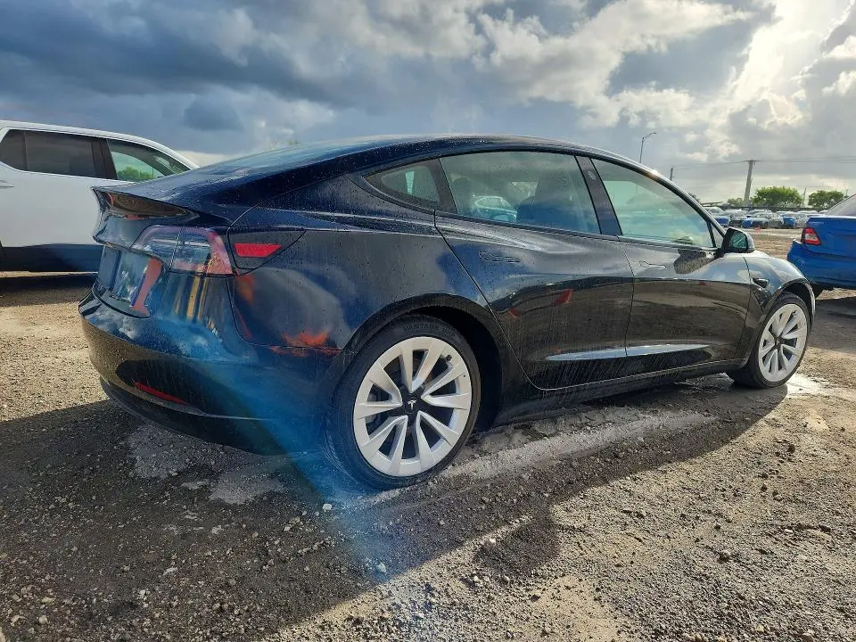 2022 TESLA MODEL 3   