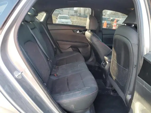 2023 KIA FORTE GT  