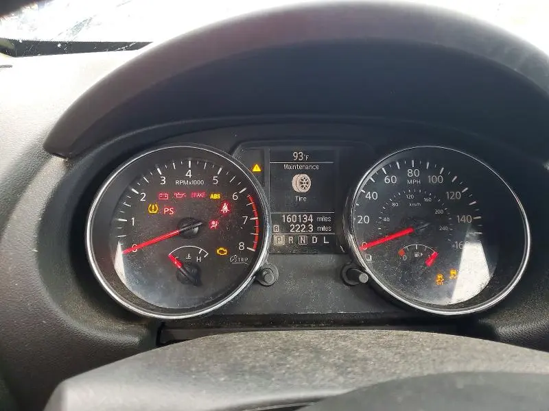 2011 NISSAN ROGUE   