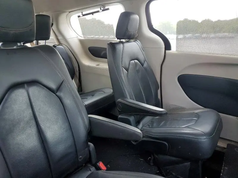 2017 CHRYSLER PACIFICA TOURING L  