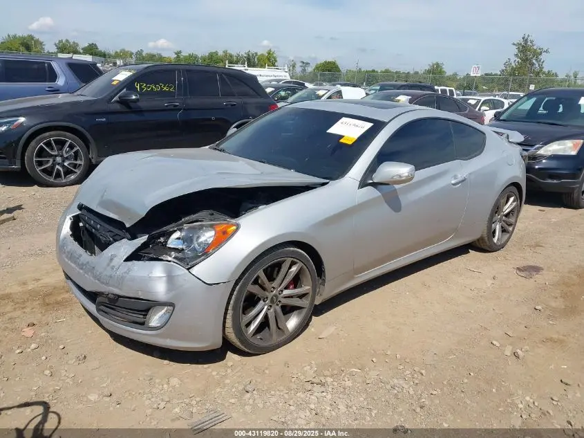 2012 HYUNDAI GENESIS 3.8 TRACK