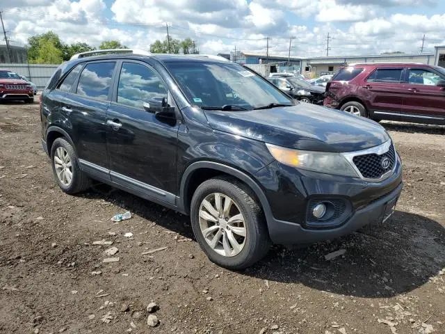 2011 KIA SORENTO BASE  