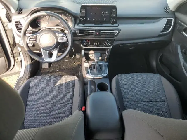 2022 KIA SELTOS LX  
