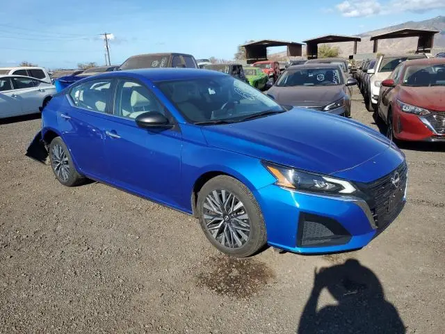 2025 NISSAN ALTIMA SV  