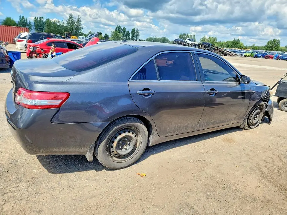 2010 TOYOTA CAMRY BASE  