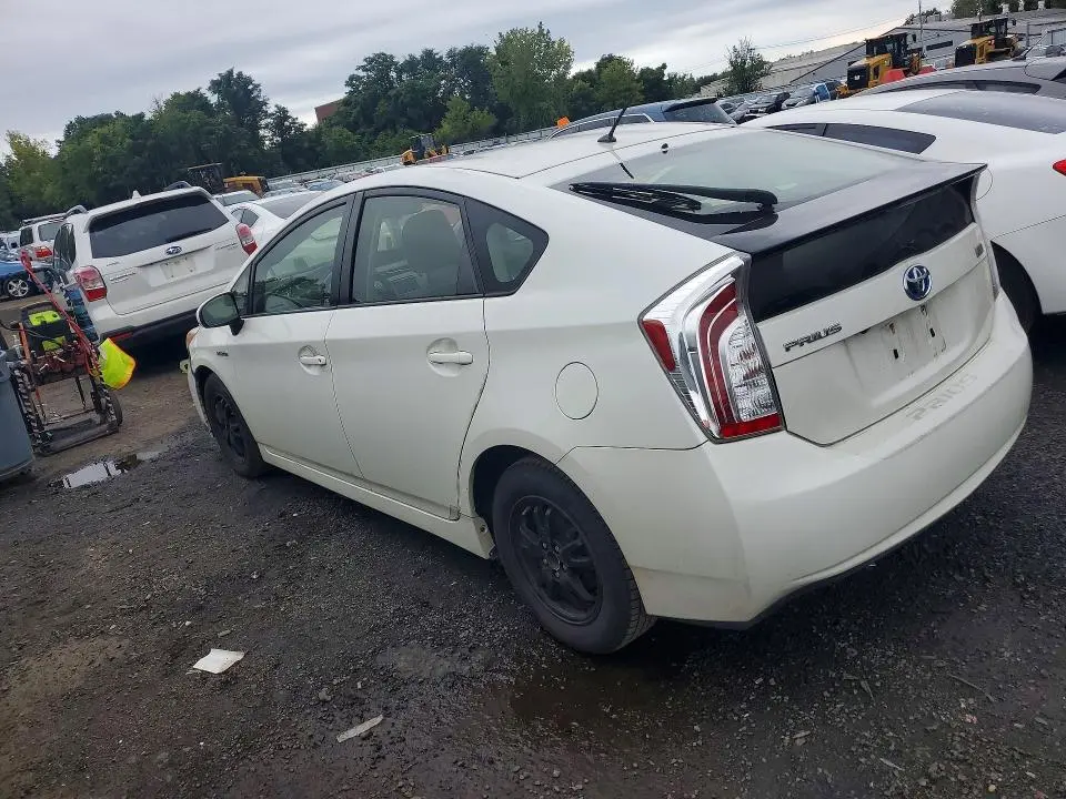 2015 TOYOTA PRIUS TWO  