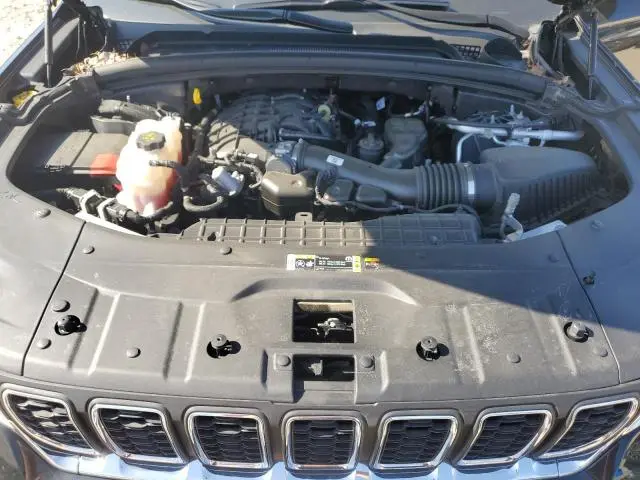 2024 JEEP GRAND CHEROKEE LAREDO  
