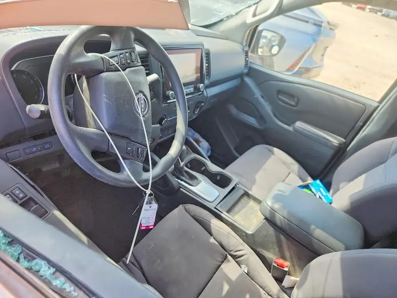 2024 NISSAN FRONTIER S  