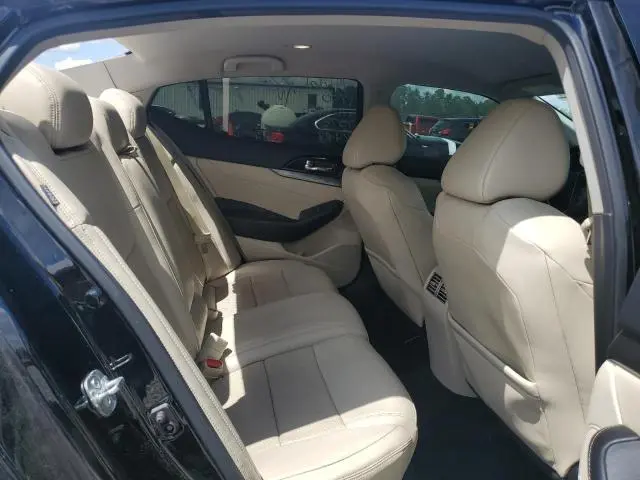 2020 NISSAN MAXIMA SV  