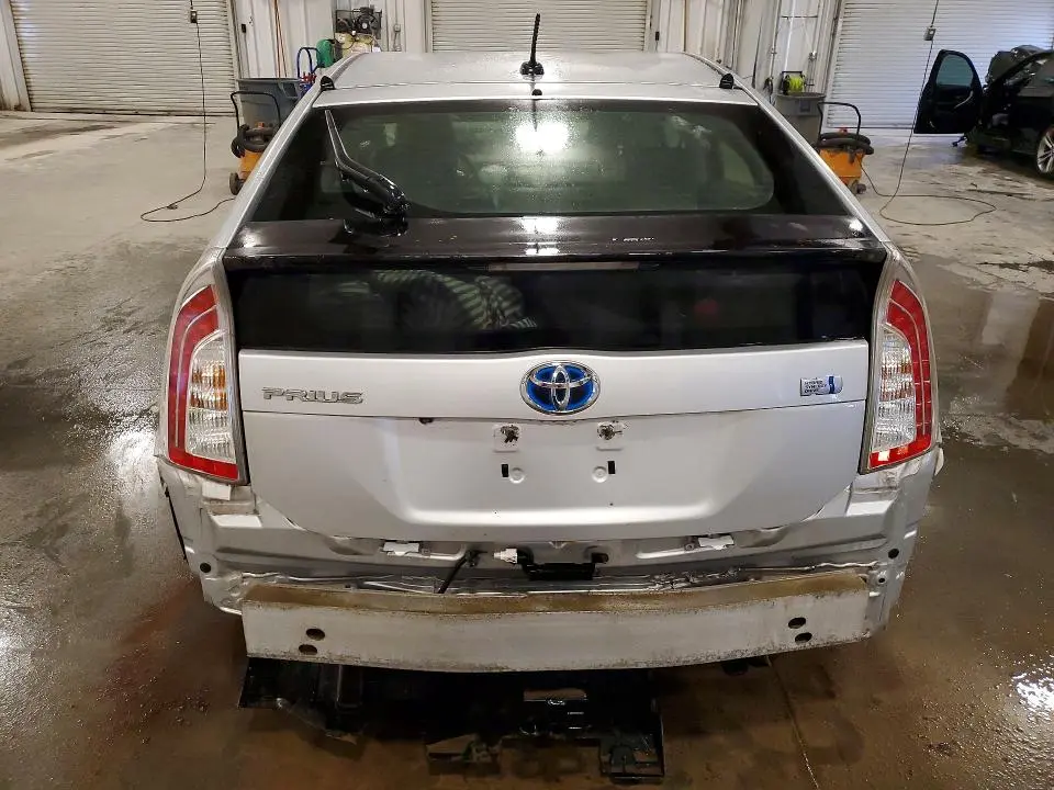 2015 TOYOTA PRIUS   