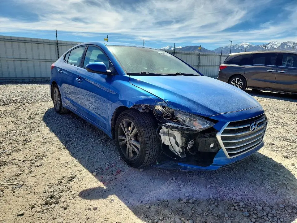 2017 HYUNDAI ELANTRA SE  