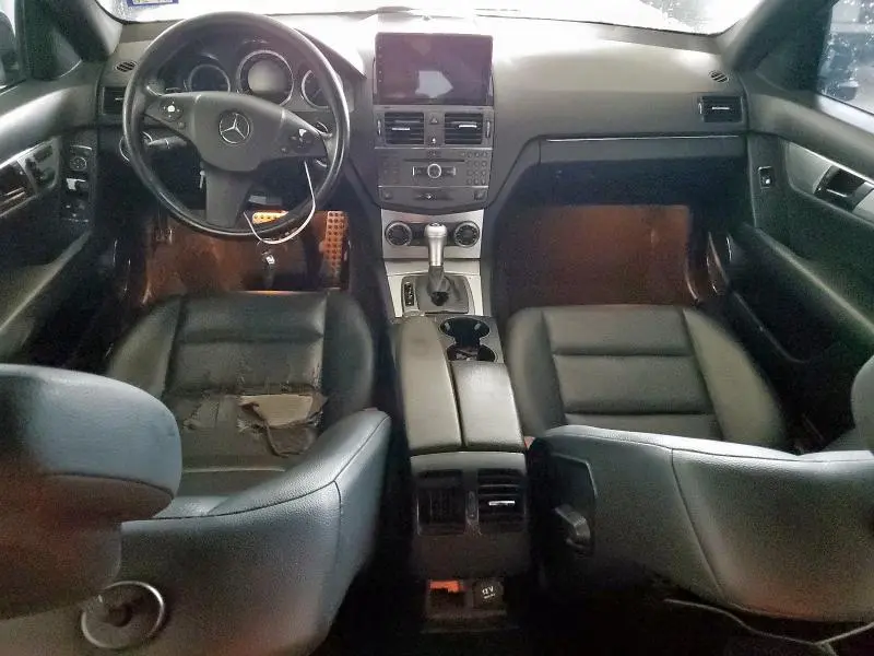 2010 MERCEDES-BENZ C 300