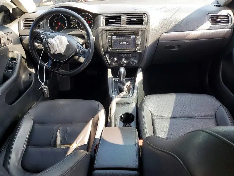 2015 VOLKSWAGEN JETTA SE  