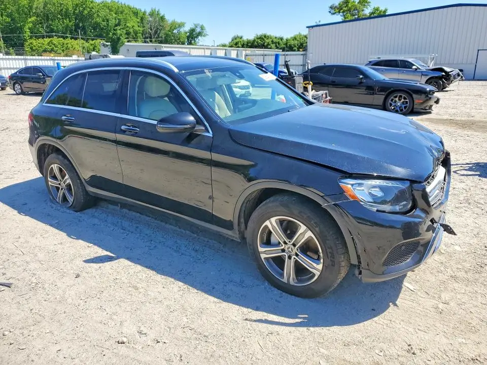 2019 MERCEDES-BENZ GLC 300 4MATIC  