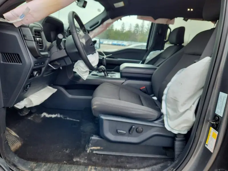2024 FORD F150 XLT  