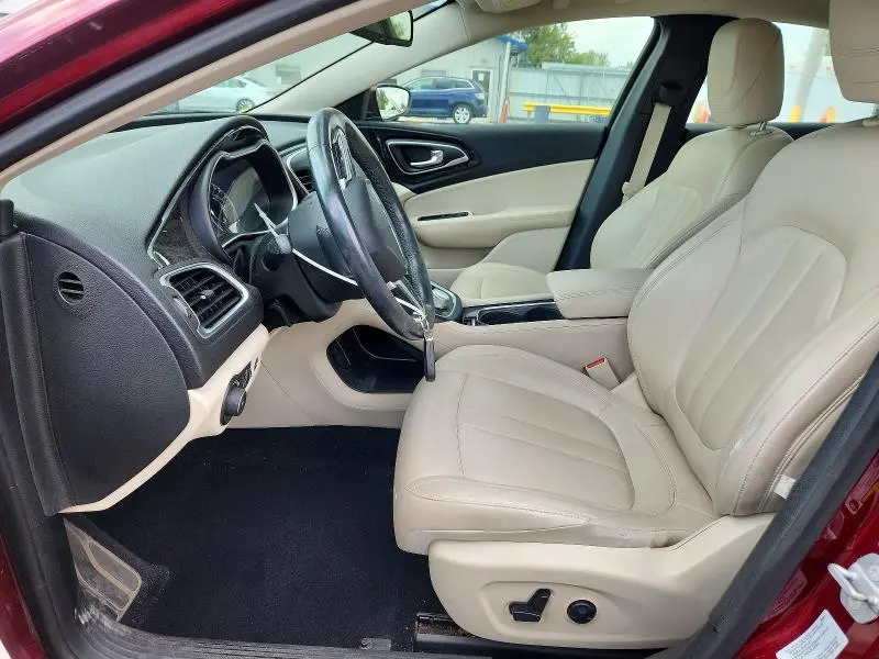 2015 CHRYSLER 200 C  