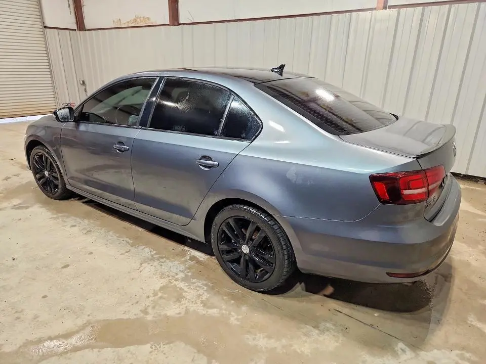 2018 VOLKSWAGEN JETTA SPORT  