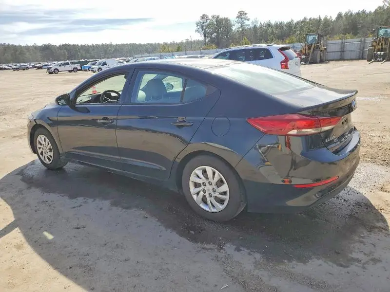 2018 HYUNDAI ELANTRA SE  