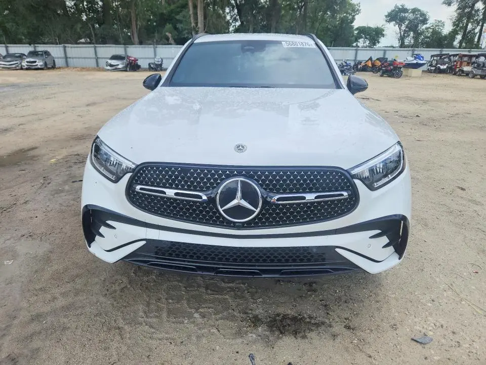 2024 MERCEDES-BENZ GLC 300  