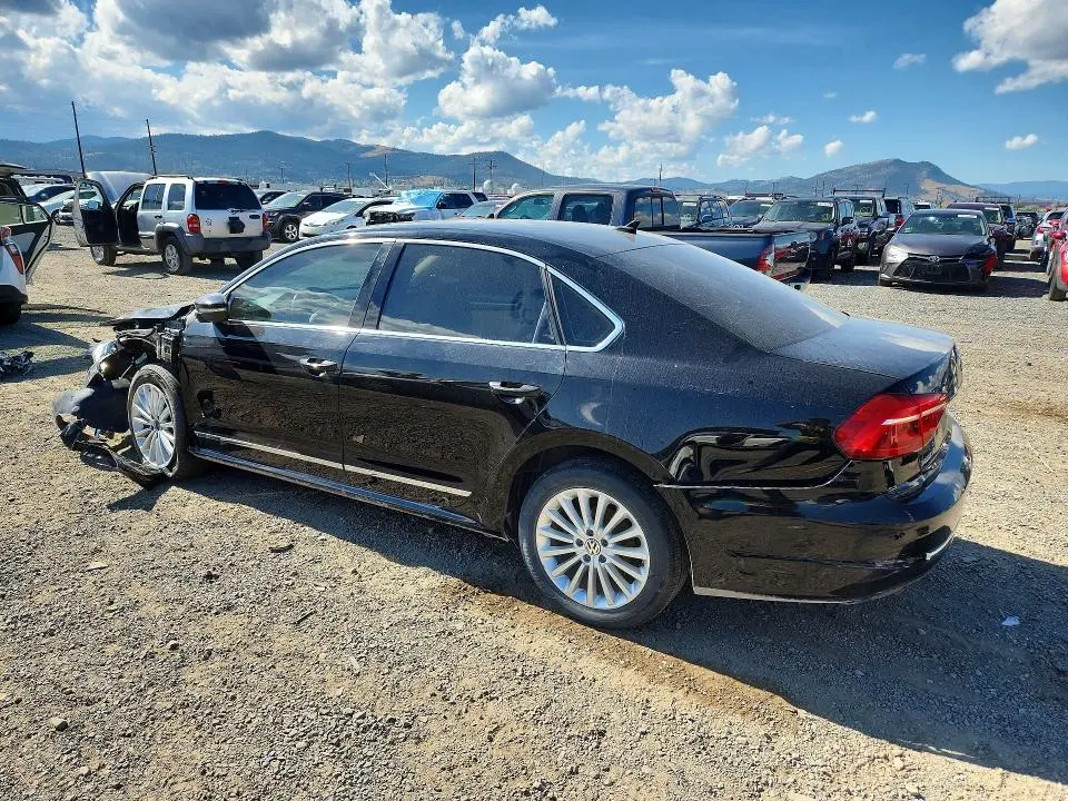 2016 VOLKSWAGEN PASSAT SE  