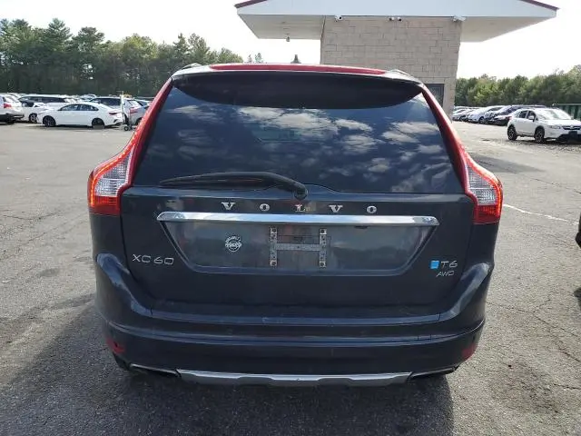 2015 VOLVO XC60 T6 PREMIER  