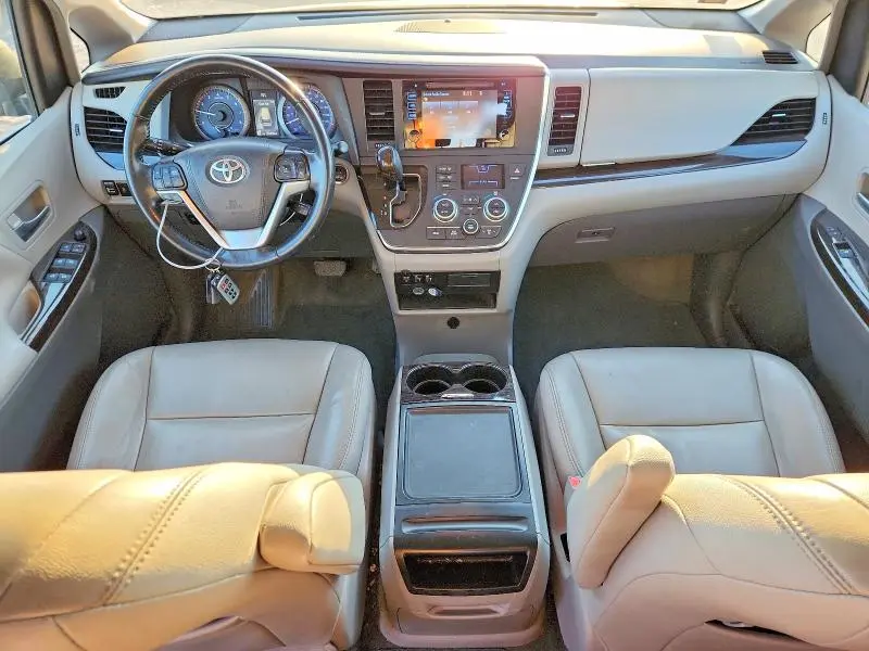 2015 TOYOTA SIENNA XLE 8-PASSENGER  