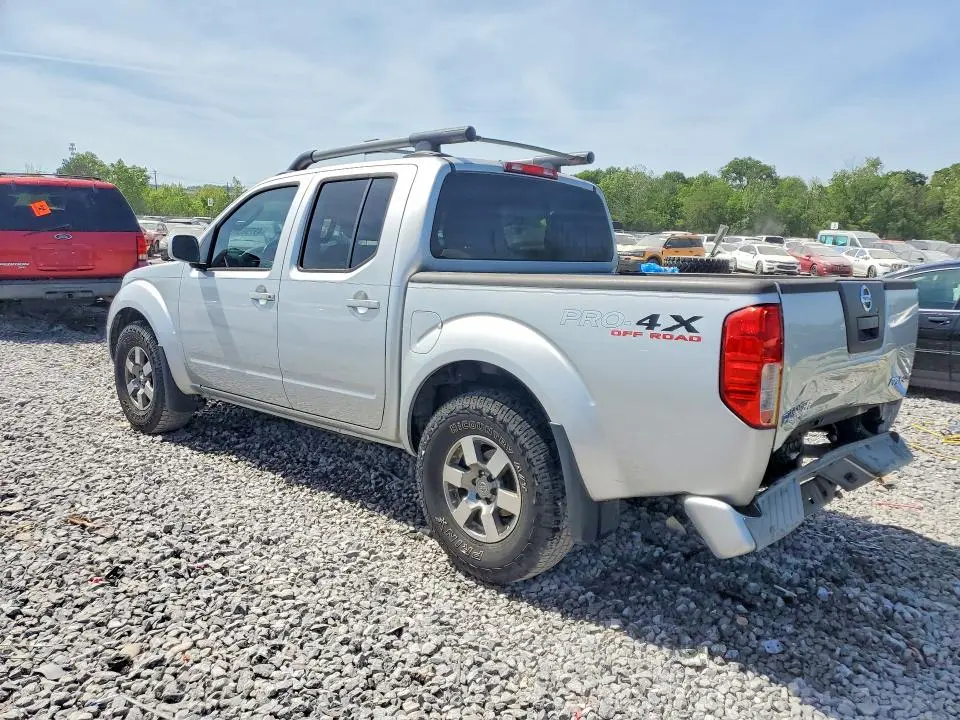 2011 NISSAN FRONTIER S  