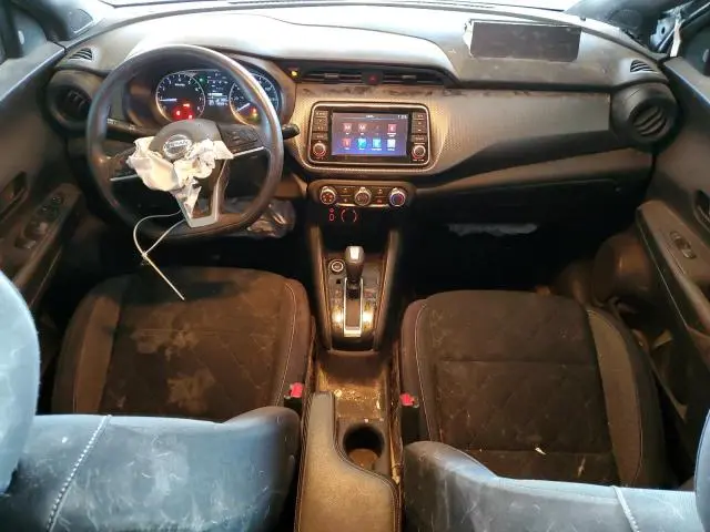 2020 NISSAN KICKS S  