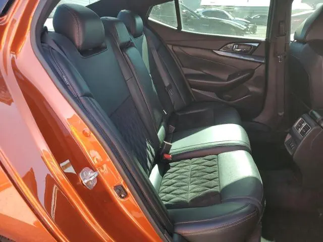 2022 NISSAN MAXIMA SR  