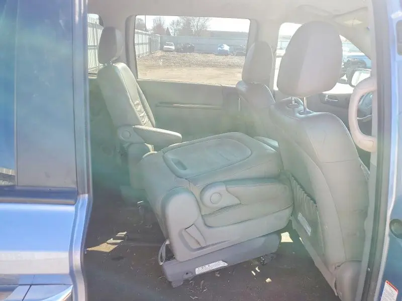2014 KIA SEDONA   
