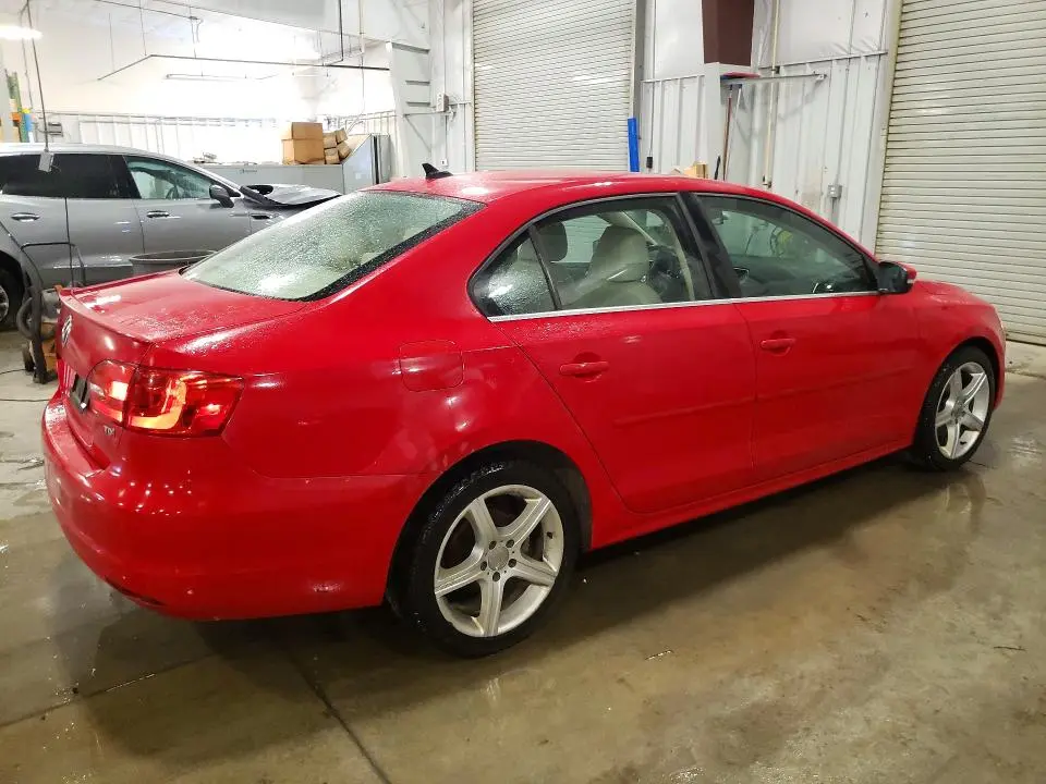 2013 VOLKSWAGEN JETTA TDI  