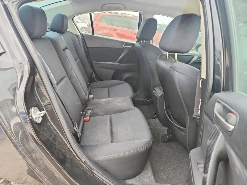 2010 MAZDA 3 S  