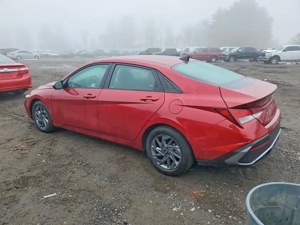 2024 HYUNDAI ELANTRA SEL  