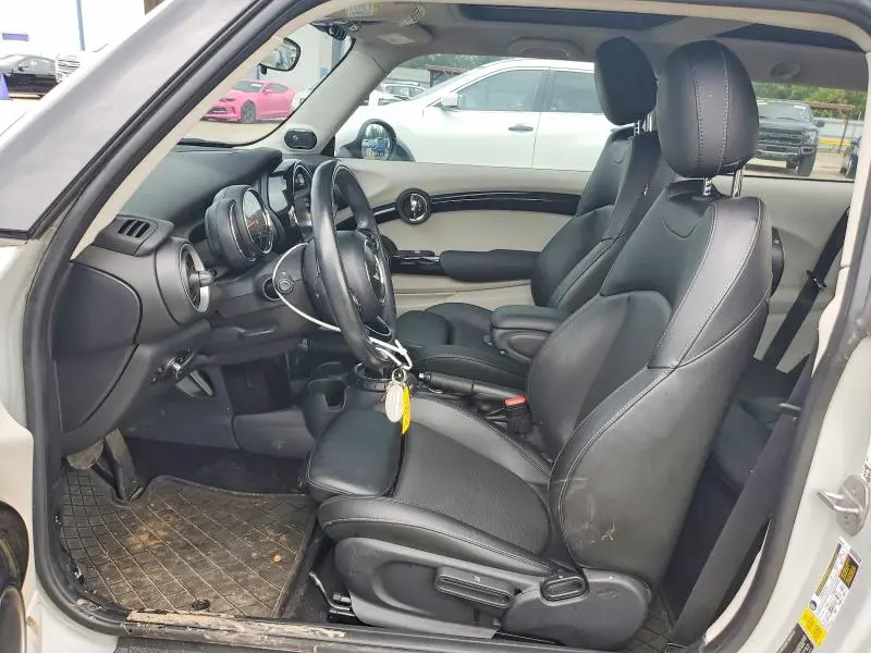 2015 MINI COOPER S  