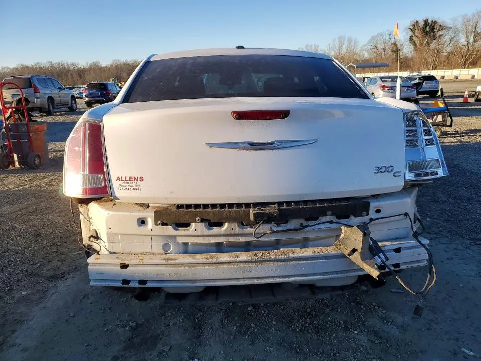 2013 CHRYSLER 300C   