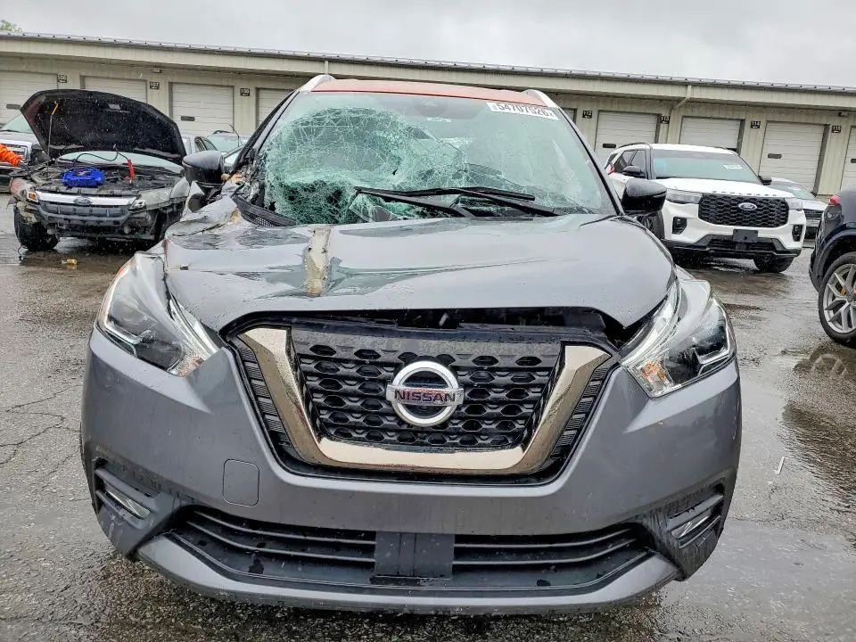2020 NISSAN KICKS SR  