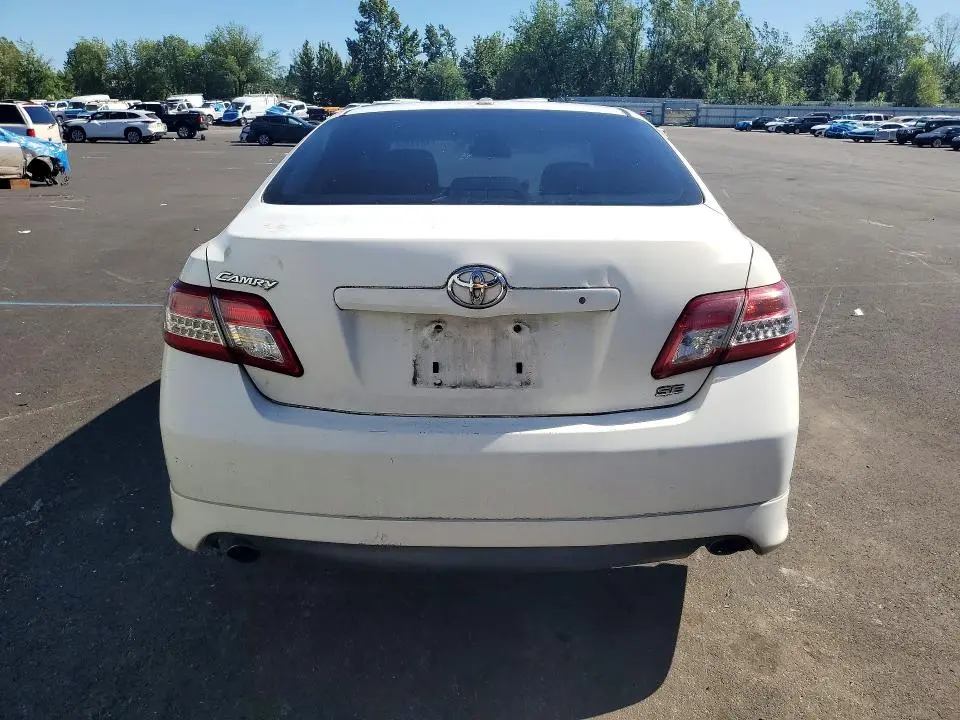 2010 TOYOTA CAMRY   