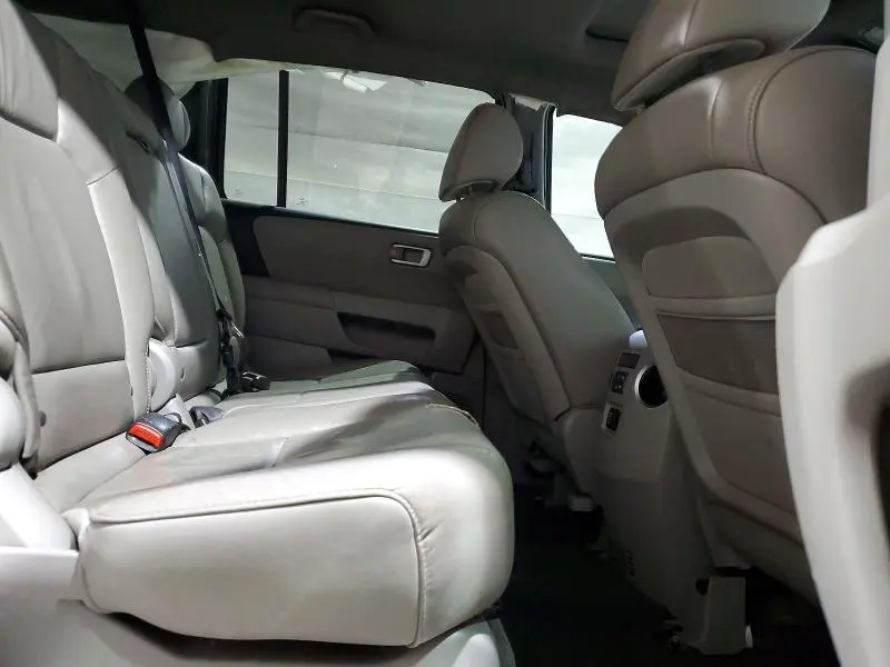 2011 HONDA PILOT EXLN  