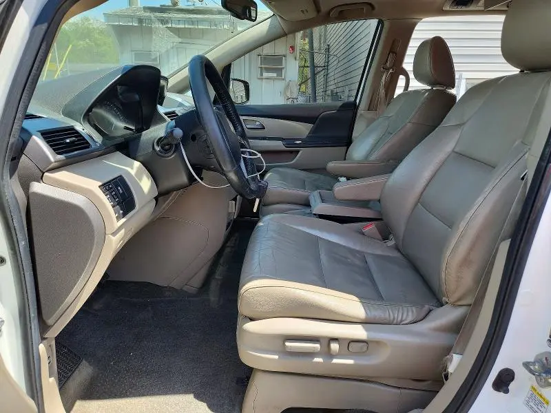 2011 HONDA ODYSSEY TOURING  