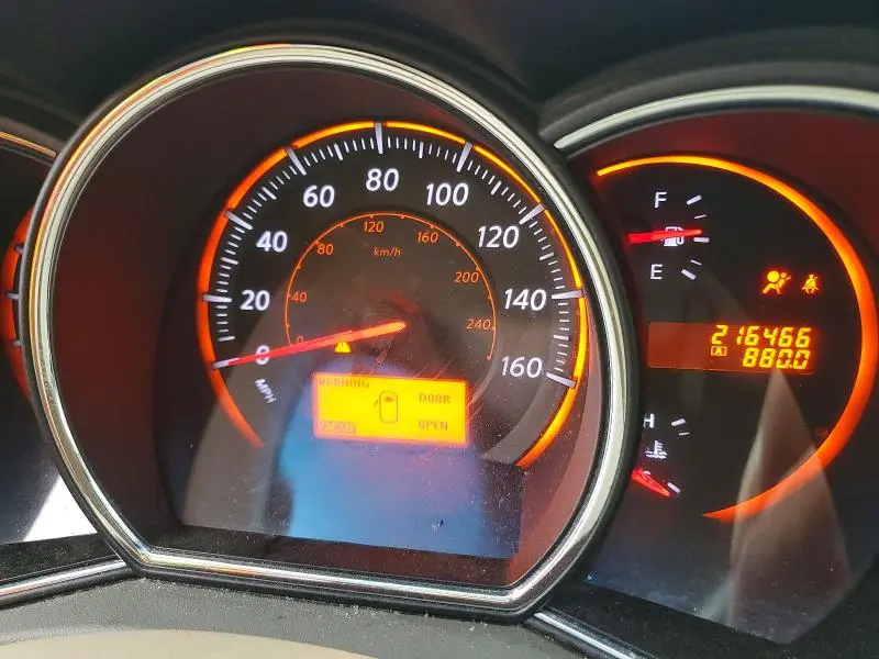 2010 NISSAN MURANO S  