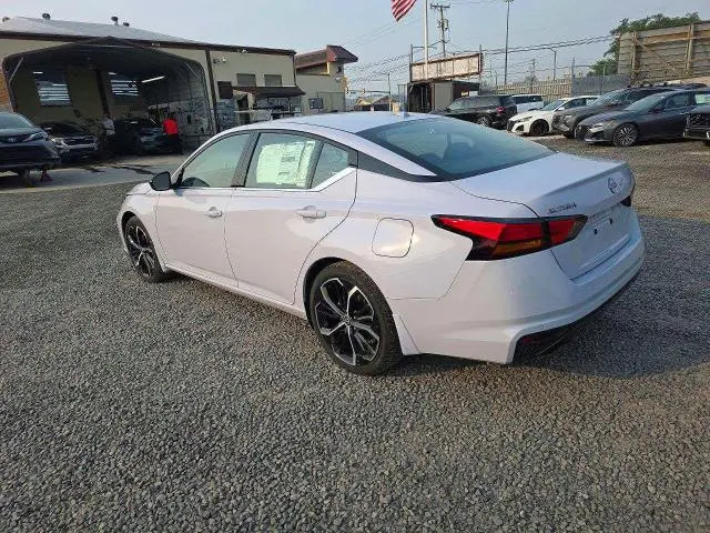 2025 NISSAN ALTIMA SR  