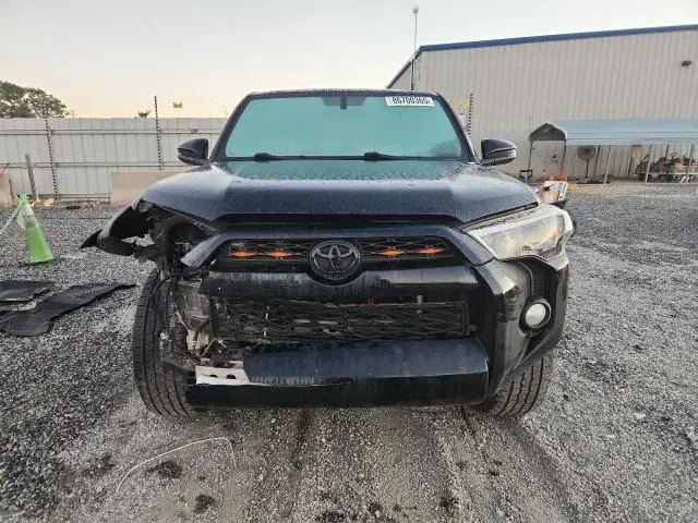 2018 TOYOTA 4RUNNER SR5/SR5 PREMIUM  
